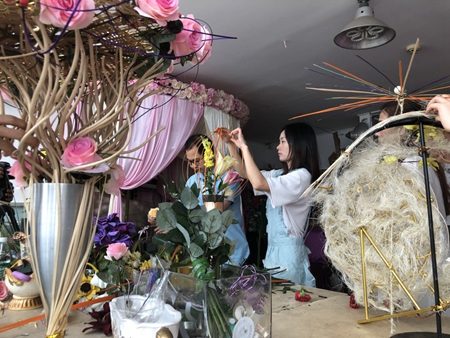 初學花藝師培訓必學的插花花藝幾種基本花型