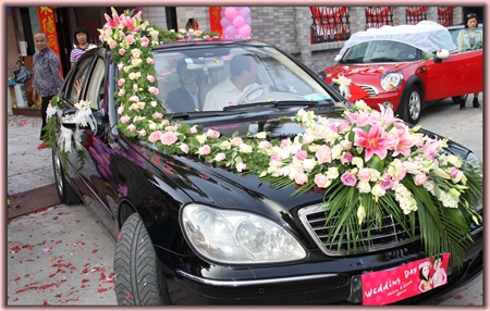 婚慶花藝培訓(xùn)學(xué)習(xí)要會(huì)的婚車設(shè)計(jì)裝飾要點(diǎn)教程